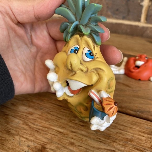 Gigglin Groceries Jack Graham Second Nature Anthropomorphic Fruit Wall Plaques - Picture 14 of 16